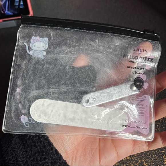 Hello Kitty Bundle - Picture 3 of 8